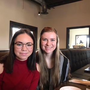 Meet your Posher, Lara